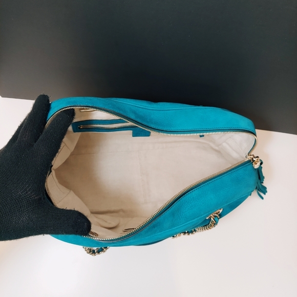 ✨️💎Authentic Gucci soho nubuck shoulderbag teal color - Picture 6 of 16
